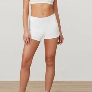 NWT Fila Women's Athletic‎ Stretch Shorts White Medium